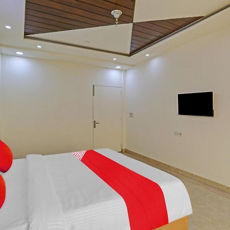 Hotel O Golden Key Inn Punjabi Bagh New Delhi Eksteriør billede