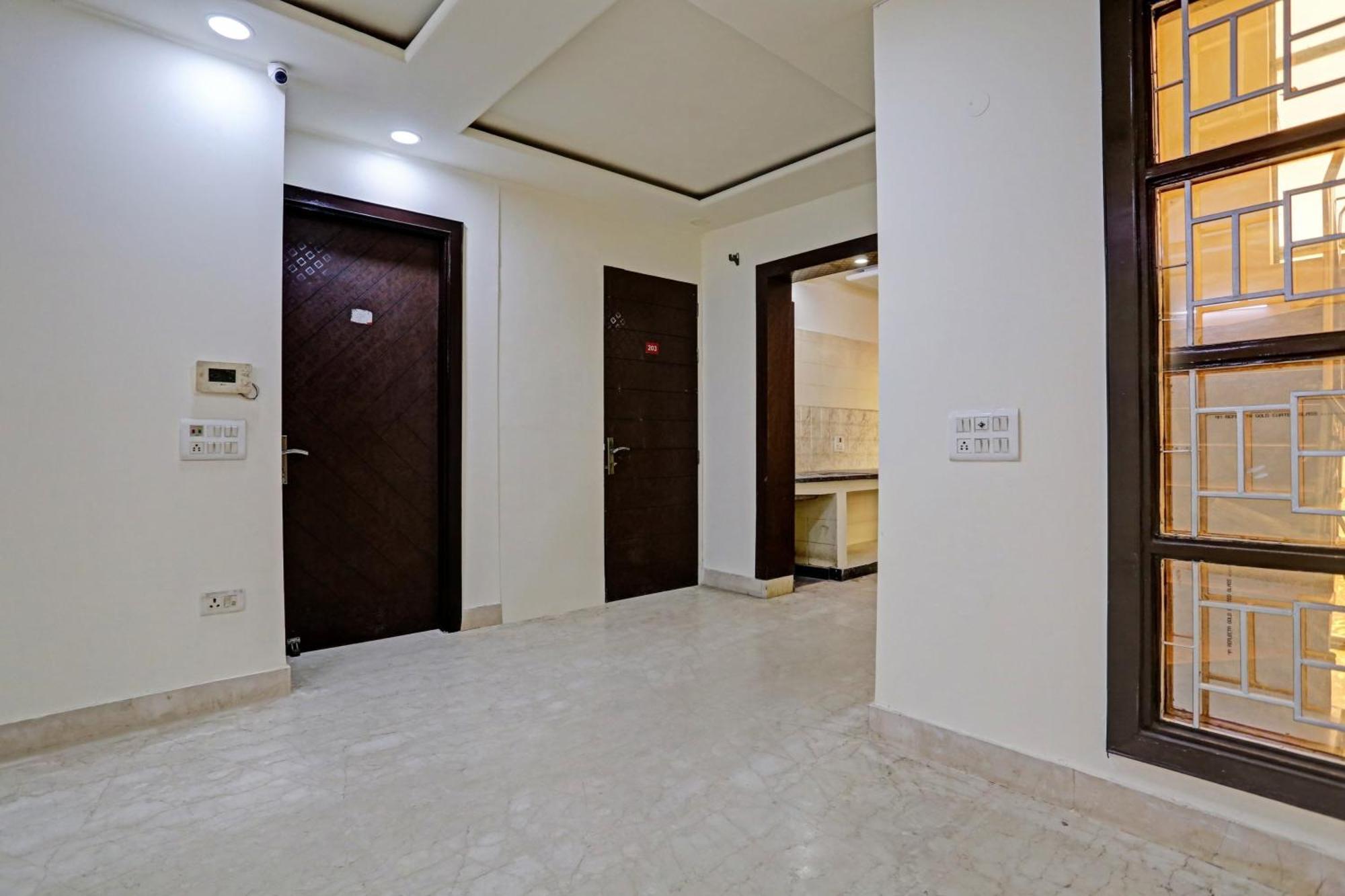 Hotel O Golden Key Inn Punjabi Bagh New Delhi Eksteriør billede